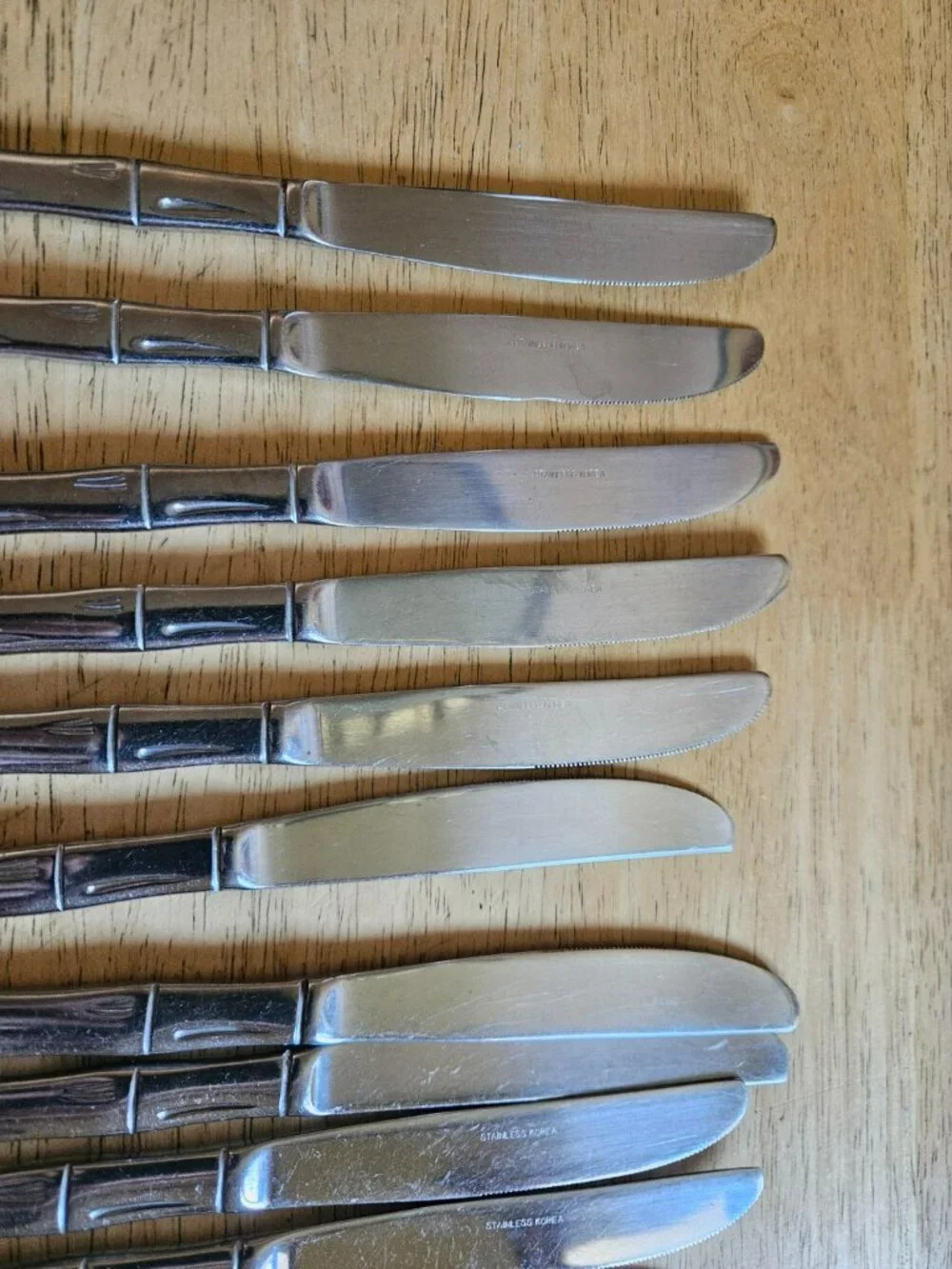 Lot 13 Stainless Korea Bamboo Pattern Dinner Knives 8.5